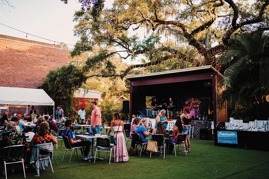A Local's Inside Guide to Live Outdoor Music and Dining by Boat